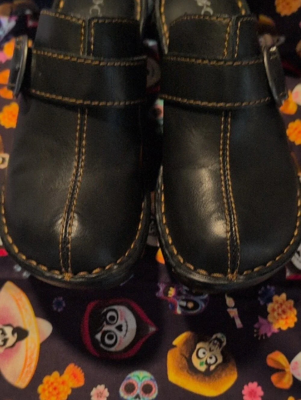 b.o.c. Ladies Brown Slip-On Clogs with Buckle Detail - Picture 6 of 8